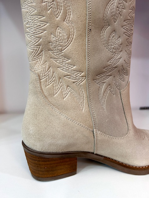 Botas MonetAtelier camperas - Imagen 2